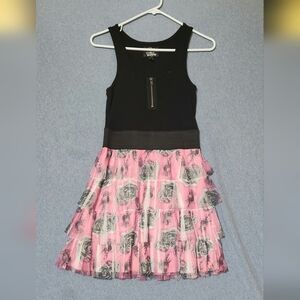 Abbey Dawn for Alice In Wonderland sleeveless tiered dress. Size medium